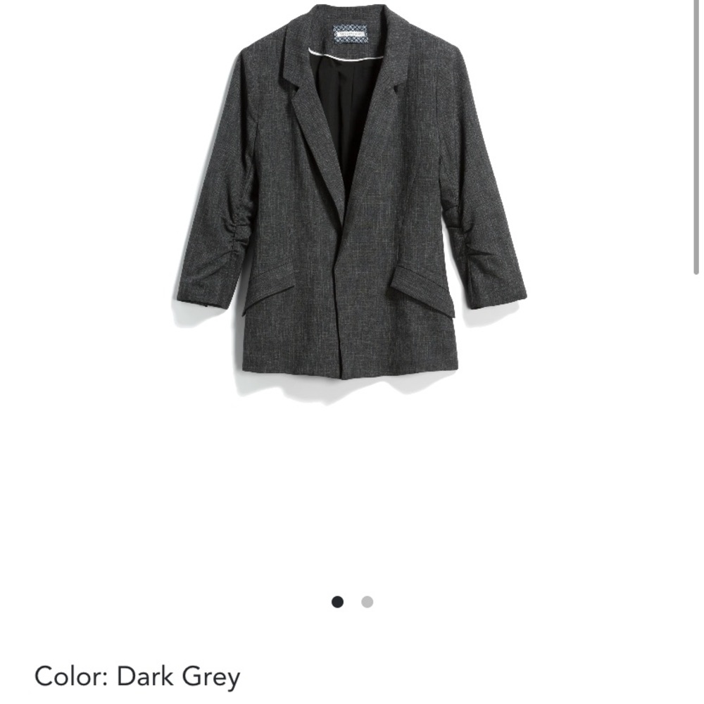 NWT Skies are Blue Blazer.
